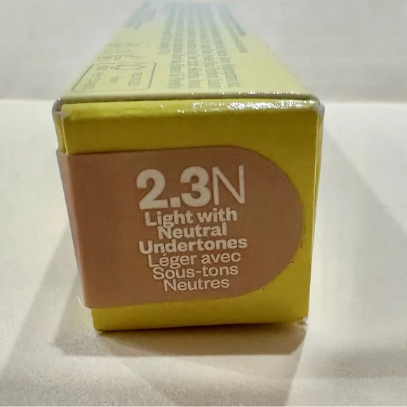 Kosas Revealer Super Creamy + Brightening Concealer Tone 2.3N - Picture 4 of 7